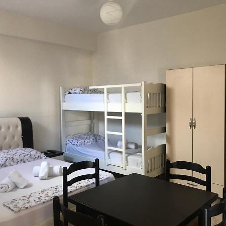 Guesthouse Flamur Ksamil Exteriör bild